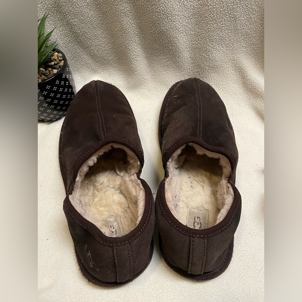 Mens UGG slippers - Picture 5 of 9
